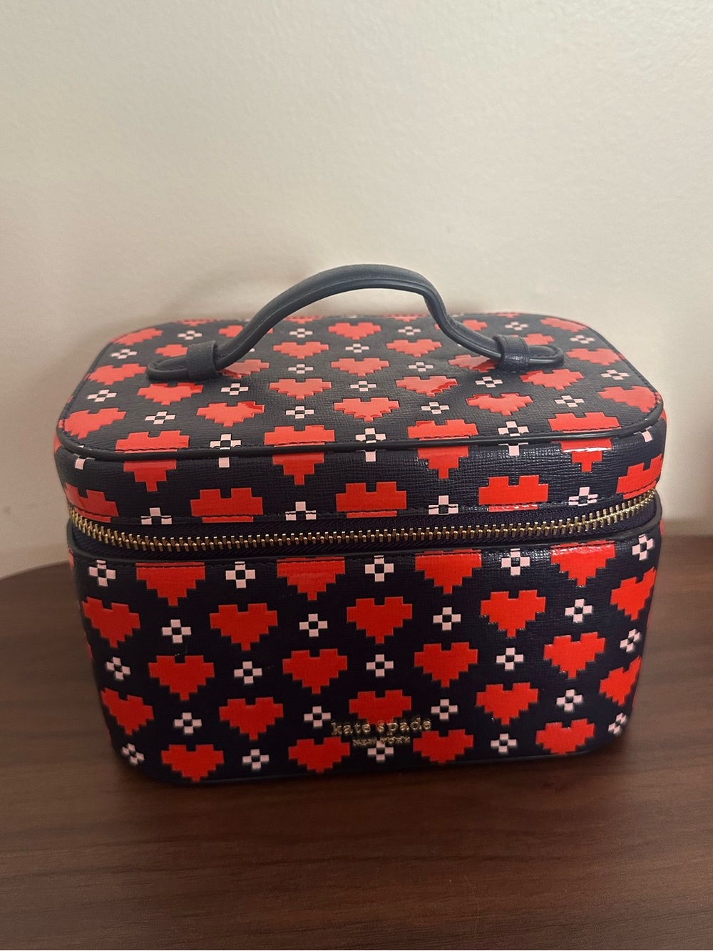 kate spade Black Red Heart Print Cosmetic Train Case